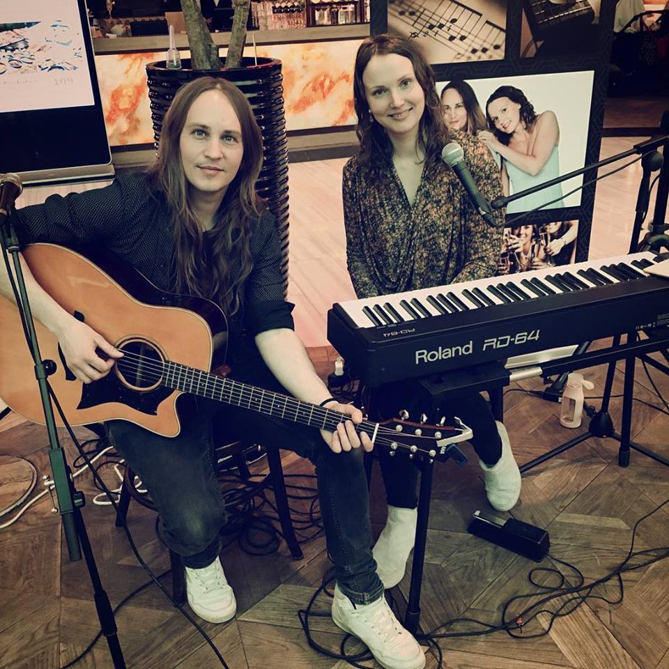Boka trubadur, duo, musik i Stockholm begravning, dop, bröllop