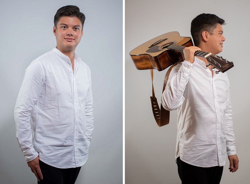 Trubadur med gitarr som spelar